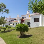 Rocha Brava Village 4*