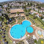Resort Rocha Brava Village 4*
