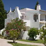 Resort Rocha Brava Village