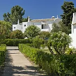 Rocha Brava Village