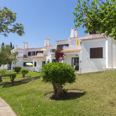 Rocha Brava Village 4*