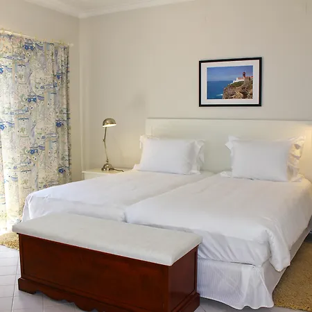 Resort Rocha Brava Village