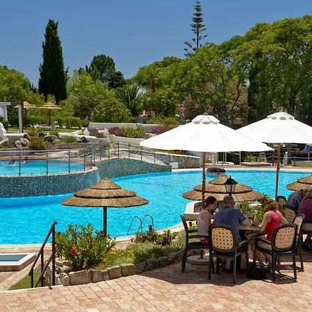 Rocha Brava Village Курортный комплекс Карвоейру