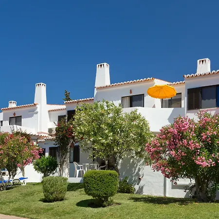 Resort Rocha Brava Village