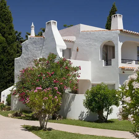 Resort Rocha Brava Village