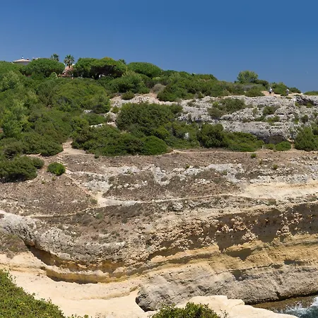 Resort Rocha Brava Village 4*